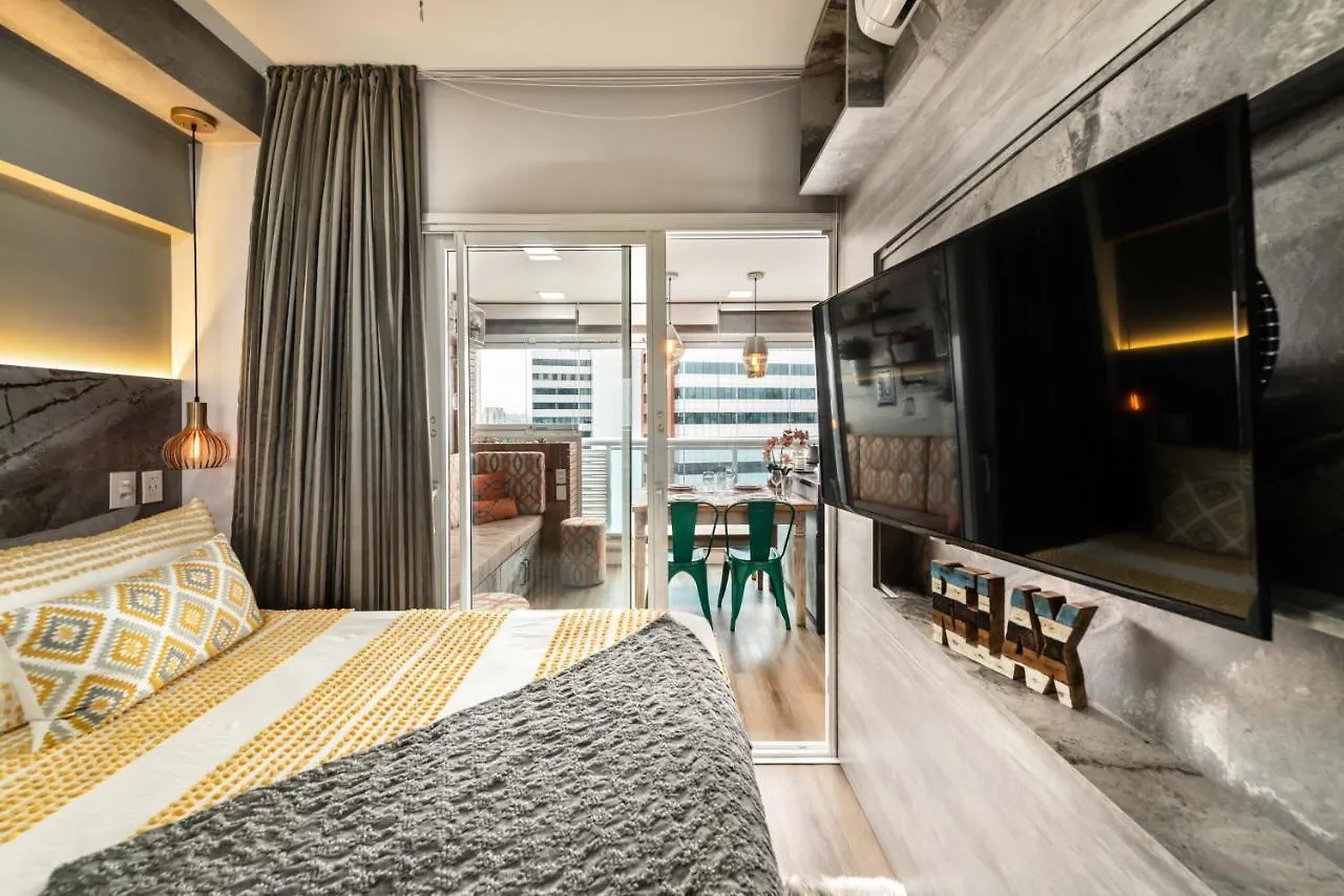 Edificio Summit Pinheiros: City View Balcony with Pool & Fitness near Subway Sao Paulo Apartment