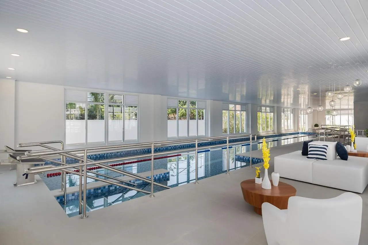 Apartment Edificio Summit Pinheiros: City View Balcony with Pool & Fitness near Subway Sao Paulo