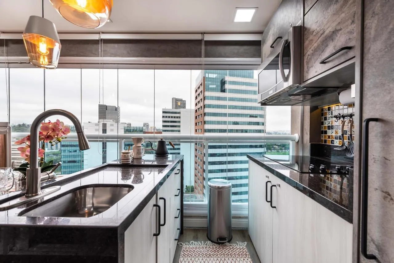Apartamento Edificio Summit Pinheiros Best Location in São Paulo Balcony with City Views Pool, Fitness Room&Parking Garage 3 minutes to Subway Brasil
